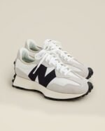 New Balance 327 Blanca/Negra - Imagen 2