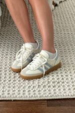 Handball Spezial Blue and Beige - Imagen 2